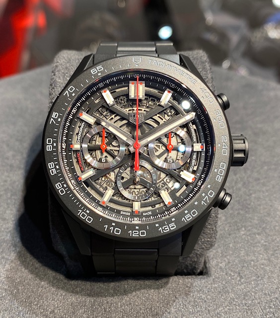 TAG Heuer カレラ セラミック